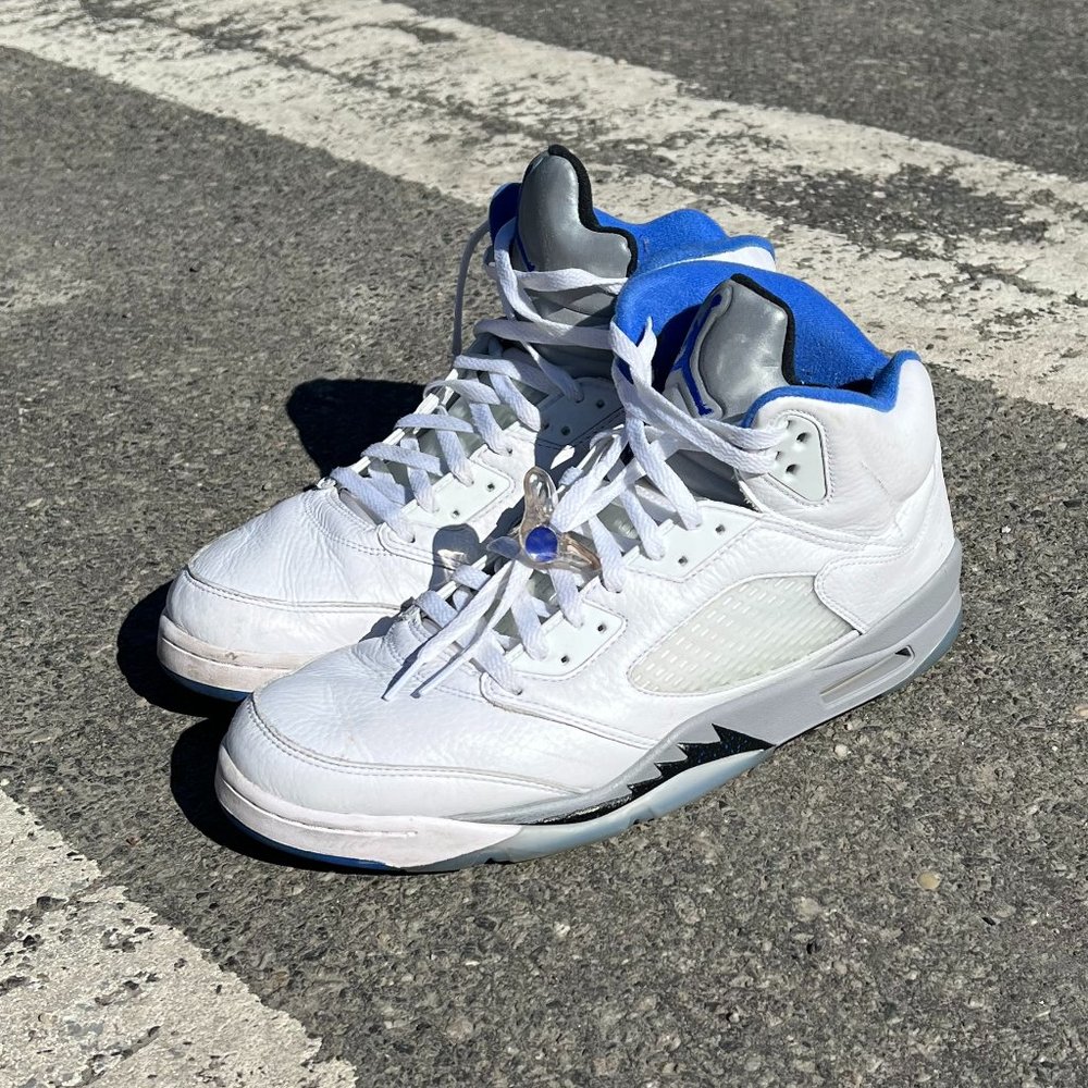 Air Jordan 5 Retro "Stealth"
